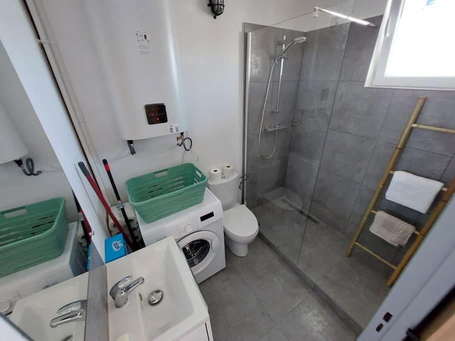 Le Voltaire - T2 Neuf Face Pyrenees Apartment Тарб Екстериор снимка